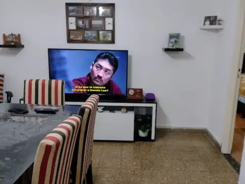 Tacuari 900, Piso PB