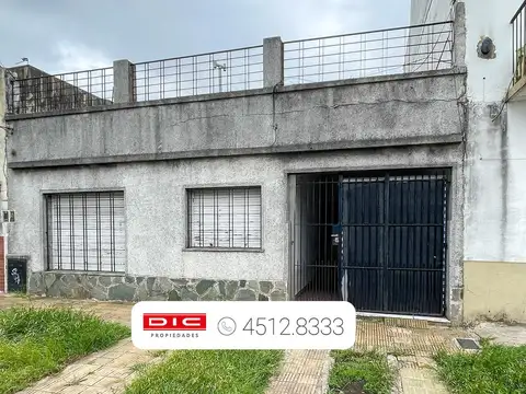 Casa 2 dormitorios Alquiler - Carapachay