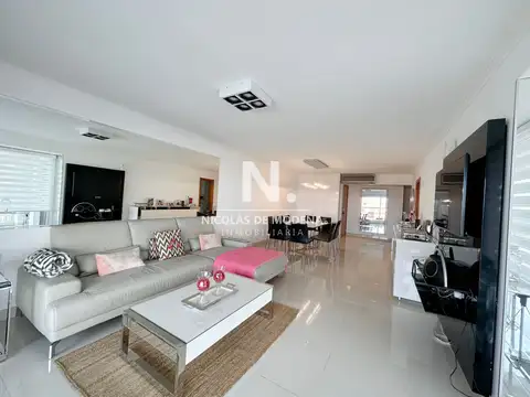 Departamento en venta de 3 dormitorios en Miami boulevard, Punta del Este