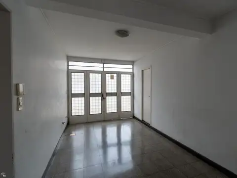 Depto Tipo Casa en Venta 57 años