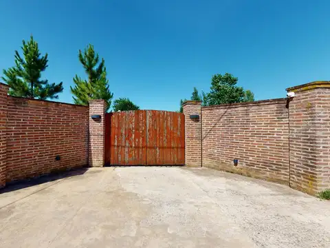8 e/ 650 y 651 n 5881