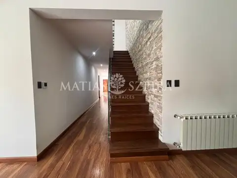 Casa - Venta - Argentina, Moreno - Estados Unidos 2502