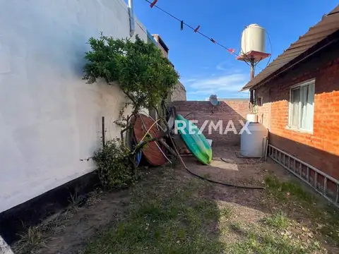 CASA EN VENTA VILLA EL CHOCON 3 DORMITORIOS