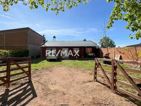 Casa 4 ambientes con 1 baño