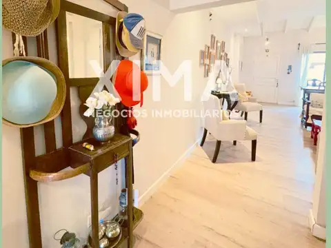 Depto Tipo Casa en Venta en Barrio Grand Bourg, USD 167.000