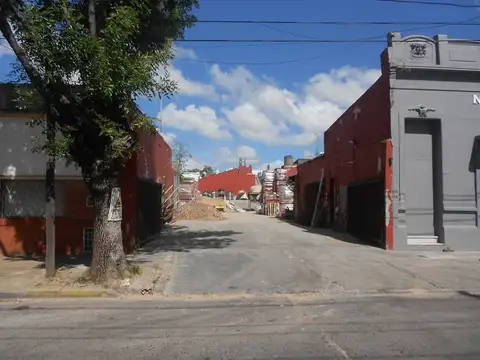 Local en Venta Via Pública