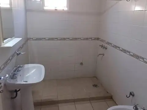 Departamento 4 ambientes con 1 baño