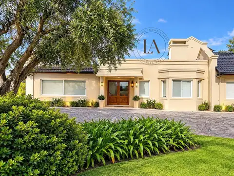 CASA EN VENTA EN CAMPOS DE ALVAREZ