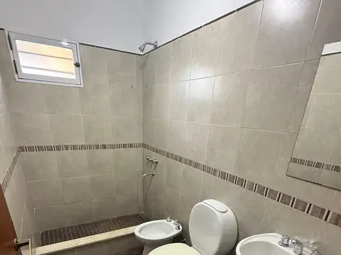 Depto Tipo Casa en Alquiler de 1 dormitorio