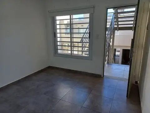 Venta de Monoambiente en Villa Luzuriaga – Excelente Ubicación