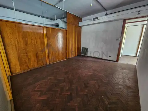 Oficina en Venta en el Centro - Piso Completo