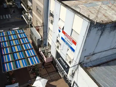 Local en Venta 56 años