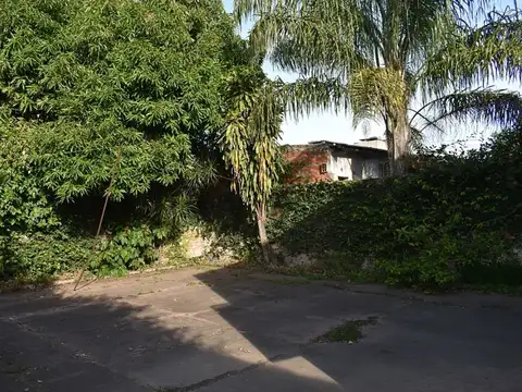 Casa 5 ambientes con 1 baño