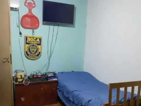 Casa 6 ambientes con 2 baños