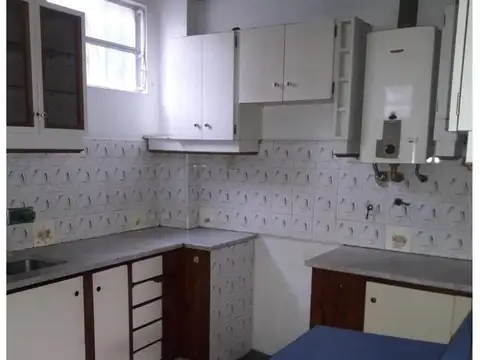 Depto Tipo Casa en Venta en Lomas De Zamora, USD 45.000