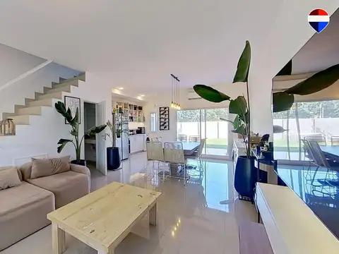 VENTA CASA 4 AMB -PILAR -Barrio Las Margaritas