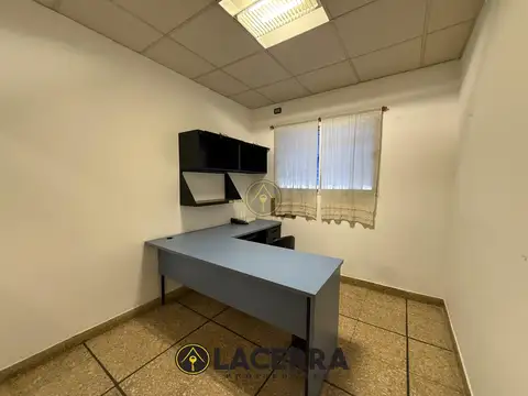 Oficina en Alquiler en Villa Ballester, $ 1.300.000