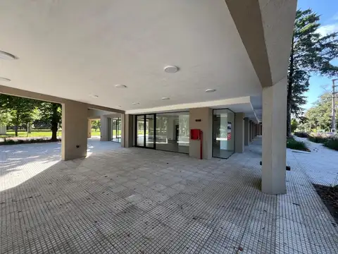 José Leon Suarez 1700, Piso PB