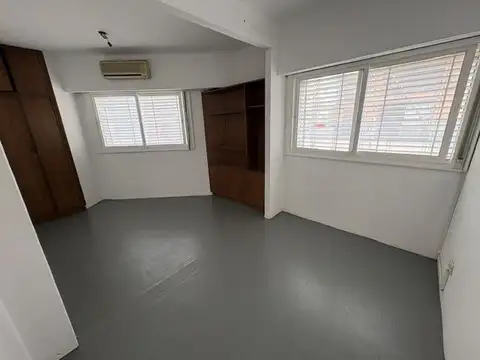 Depto Tipo Casa en Alquiler en Sarandi, $ 800.000