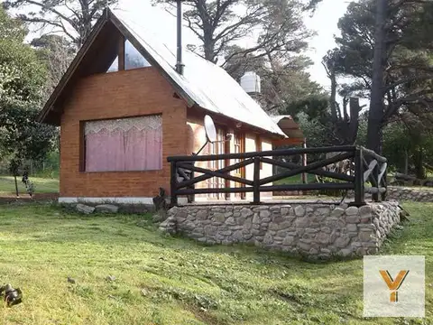 Casa en venta - 2 Dormitorios 2 Baños - 1.000Mts2 - Villa Ventana, Tornquist