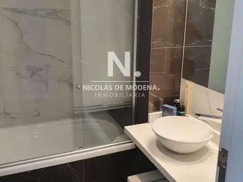 Departamento en Alquiler en Playa Mansa, USD 2.900