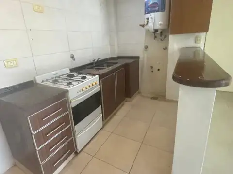 HELGUERA 2100, Piso 2