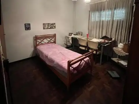 VILLA LUGANO. MONTIEL 4700. CASA 3 AMB. LOTE PROPIO. FONDO LIBRE