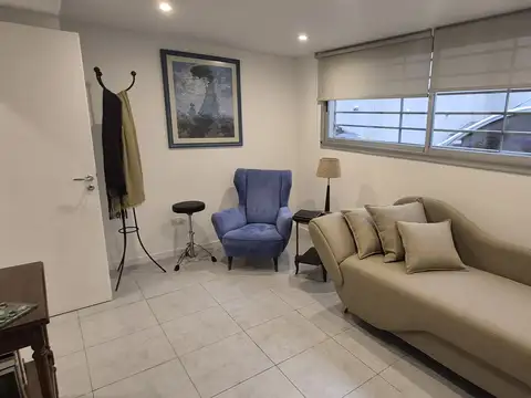 Avenida Álvarez Thomas 800, Piso PB