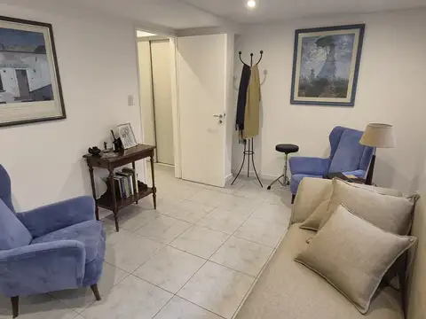 Oficina 4 ambientes con 2 baños