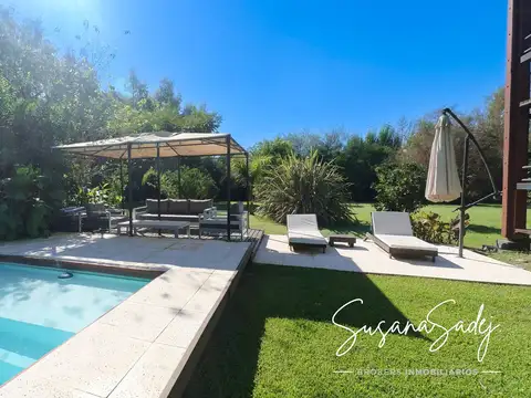 Casa en Venta en Barrio Cube, USD 275.000