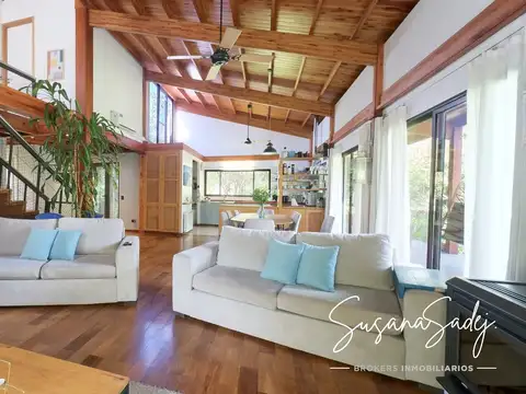 Casa  en Venta en Cube, Escobar, G.B.A. Zona Norte