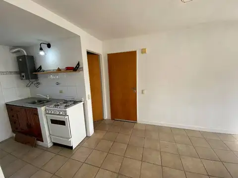 8 e/ 524 y 525 700