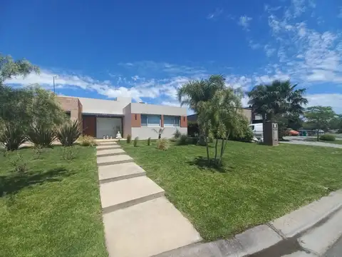 Alquiler Temporal ENERO Barrio San Francisco Villanueva Tigre