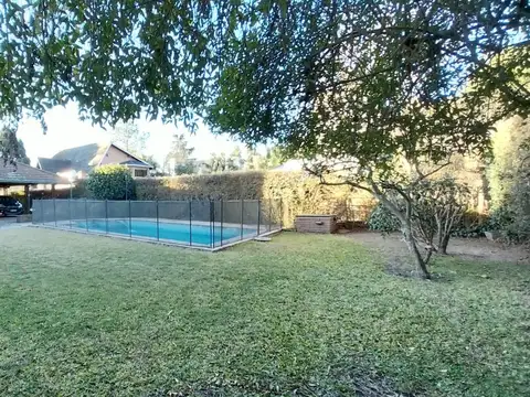 VENTA CASA 4 AMBIENTES LOTE INTERNO PILETA PARRILLA MASCHWITZ CLUB COUNTRY APTO CREDITO PERMUTA