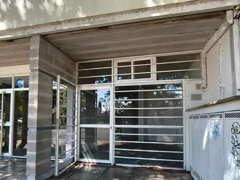 Local en Alquiler en Martinez, $ 450.000