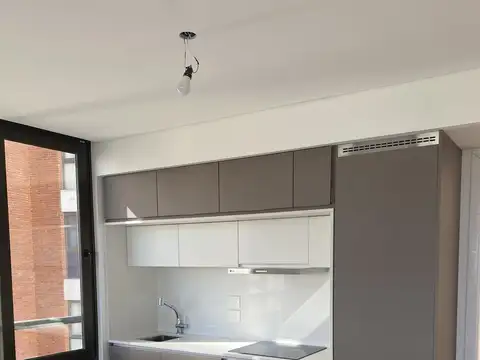 Departamento en Alquiler en La Lucila Libertador / Rio, USD 1.700
