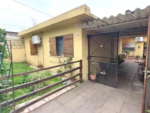 VENTA CASA MORON / CASTELAR