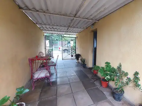Casa en Venta en Castelar Sur, USD 80.000
