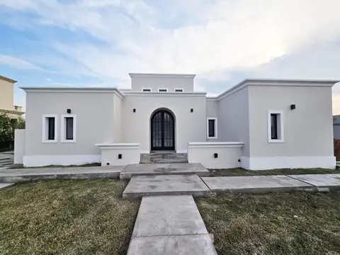 Casa en Alquiler Temporal de 4 dormitorios