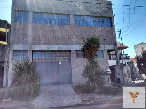 Depósito en venta - 1 Baño - 450Mts2 - Mar del Plata