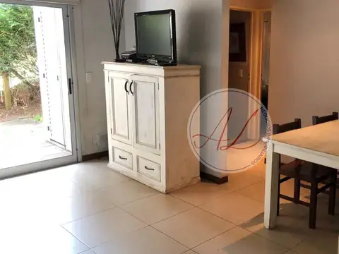 DEPTO PB CON PATIO / APOLO AL 100