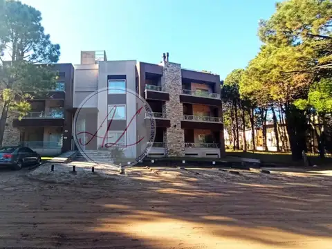 DEPTO PB CON PATIO / APOLO AL 100