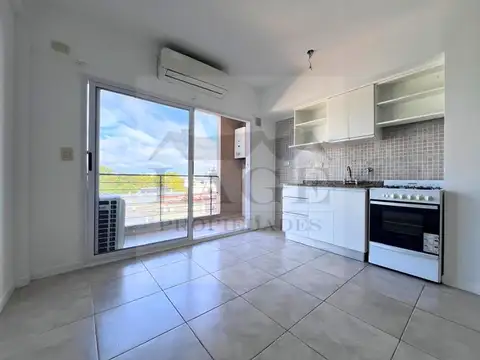 MONOAMBIENTE AL CONTRAFRENTE  C/BALCON 33 M²