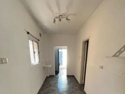 Depto Tipo Casa 2 ambientes con 1 baño