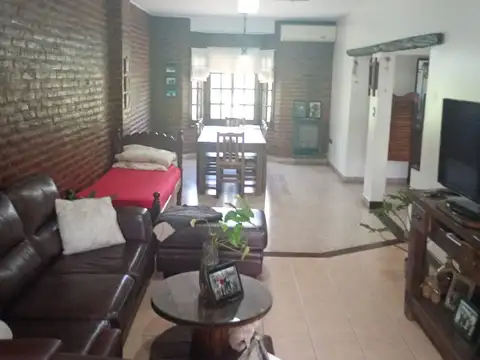 CASA EN VENTA EN MORENO APTA CREDITO