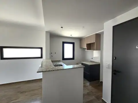 Departamento en Alquiler en Abasto, $ 500.000