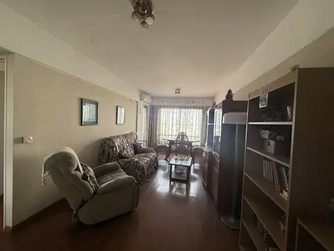 Avenida Juan Bautista Alberdi 5800, Piso 8