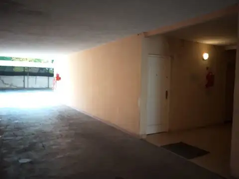 Departamento en Alquiler en Villa Tesei Oeste, $ 350.000