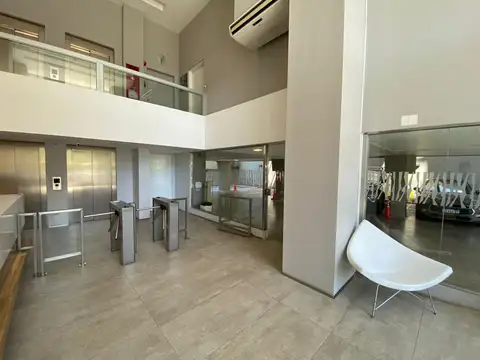 Oficina Monoambiente con 2 baños