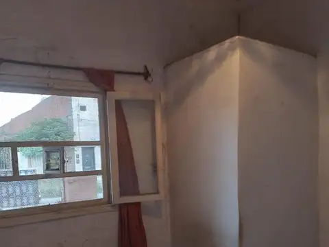 Depto Tipo Casa 4 ambientes con 1 baño